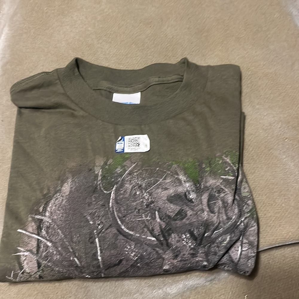 Truetimber  Camo Ford Men’s Shirt Size M, New - Picture 8 of 8